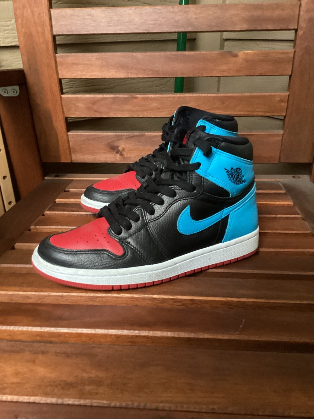 Air Jordan 1 High Men’s Size 7